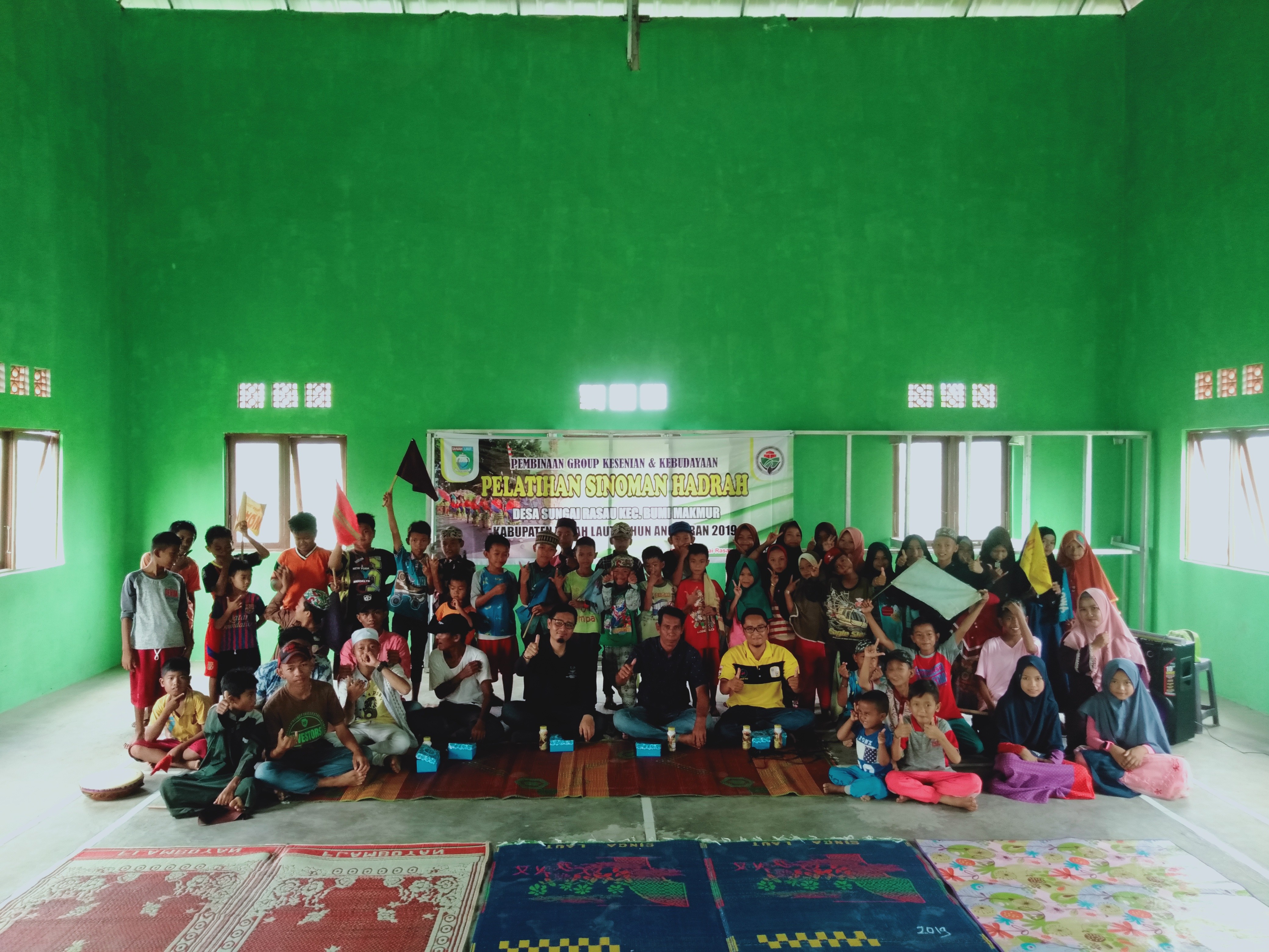 PEMDES SUNGAI RASAU GELAR PELATIHAN HADRAH